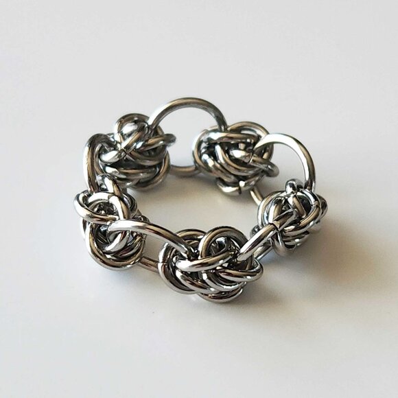 Medieval four winds silver chainmail chain-link ring ✦ size 7 ✦ - Picture 4 of 8